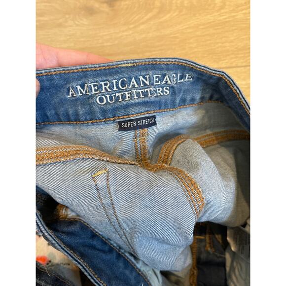 American Eagle denim shorts ⭐️ - Picture 3 of 7